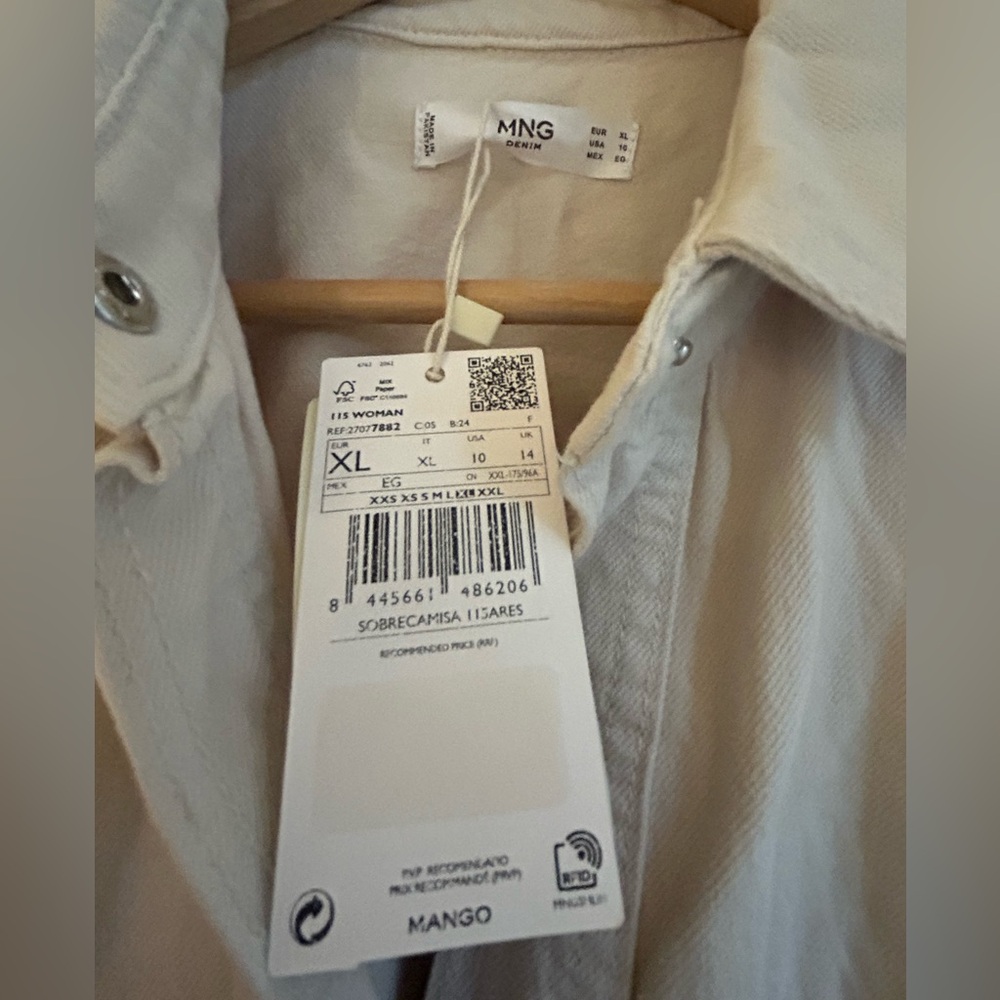 Women's Beige Button-Up Jacket - Picture 4 of 6